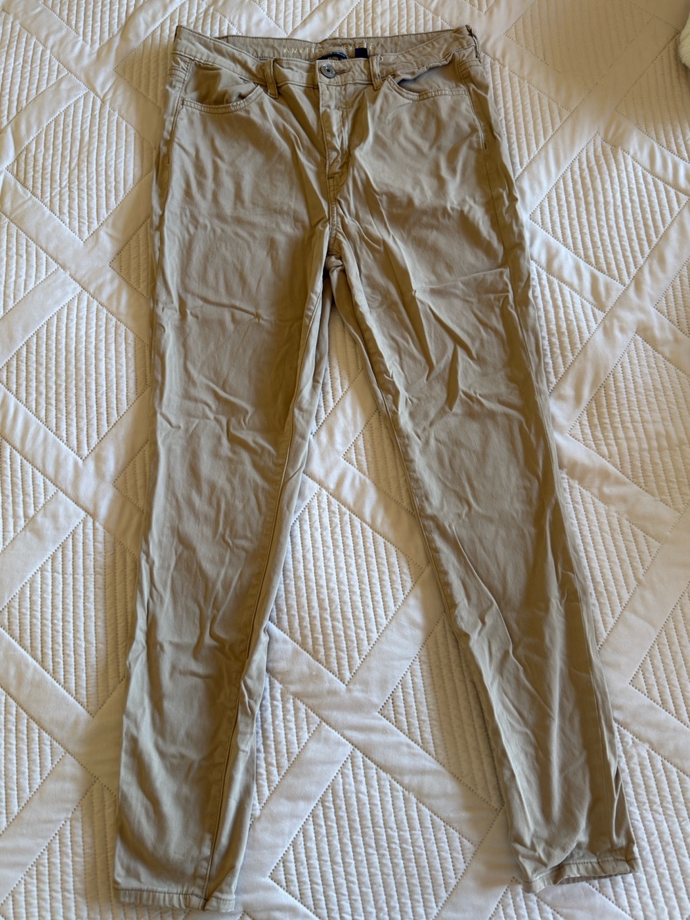 American Eagle Outfitters Women’s Khaki High Rise Jeggings - Size 10 REGULAR